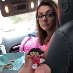 Meet your Posher, Olivia